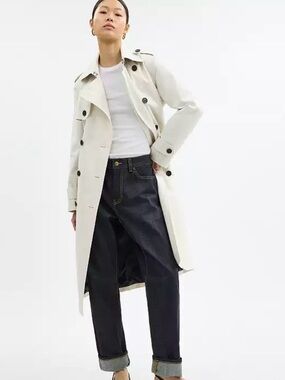 COACH Trench Classic Ivory with Black Buttons size S NWT